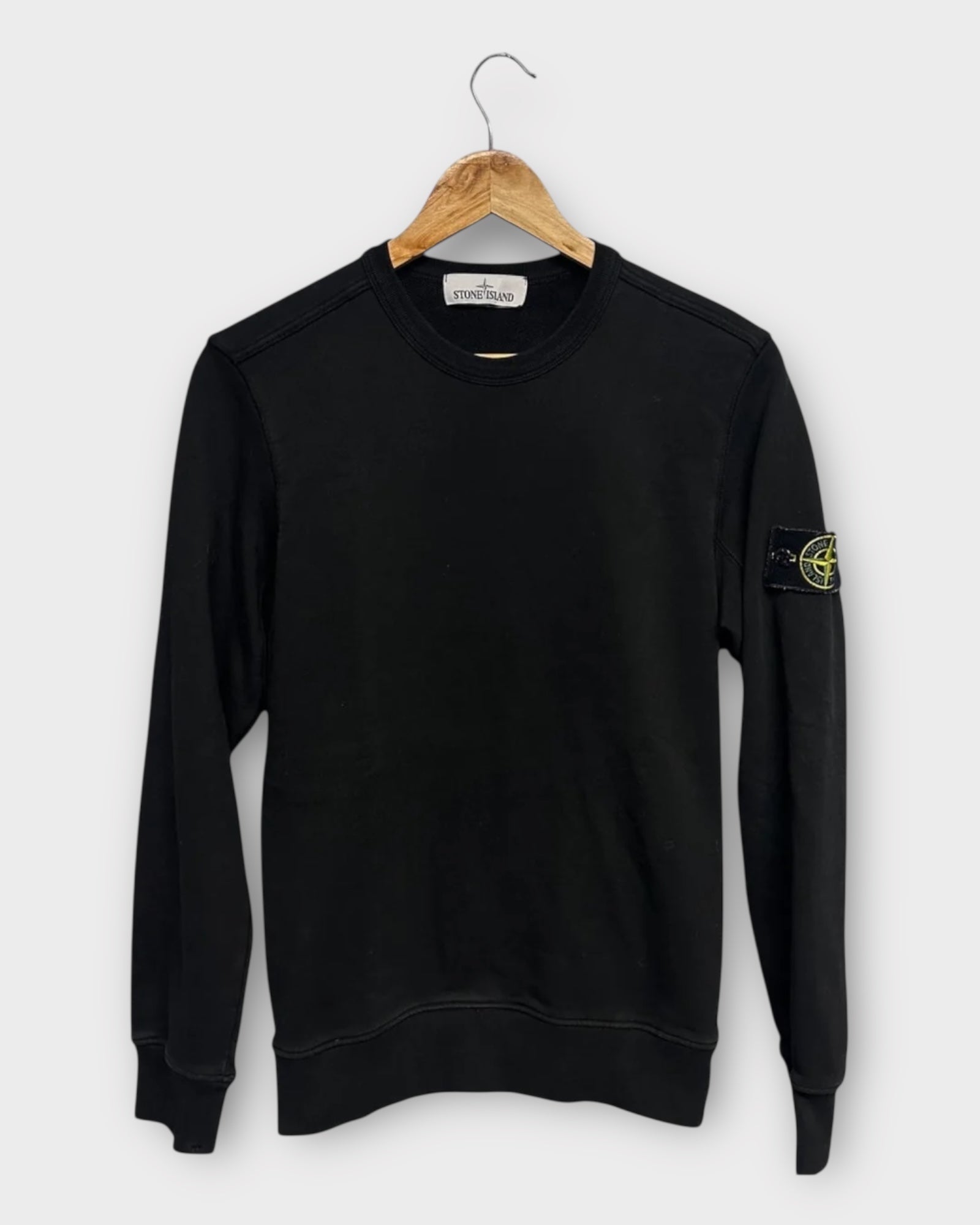 Pullover Crewneck Badge Jumper