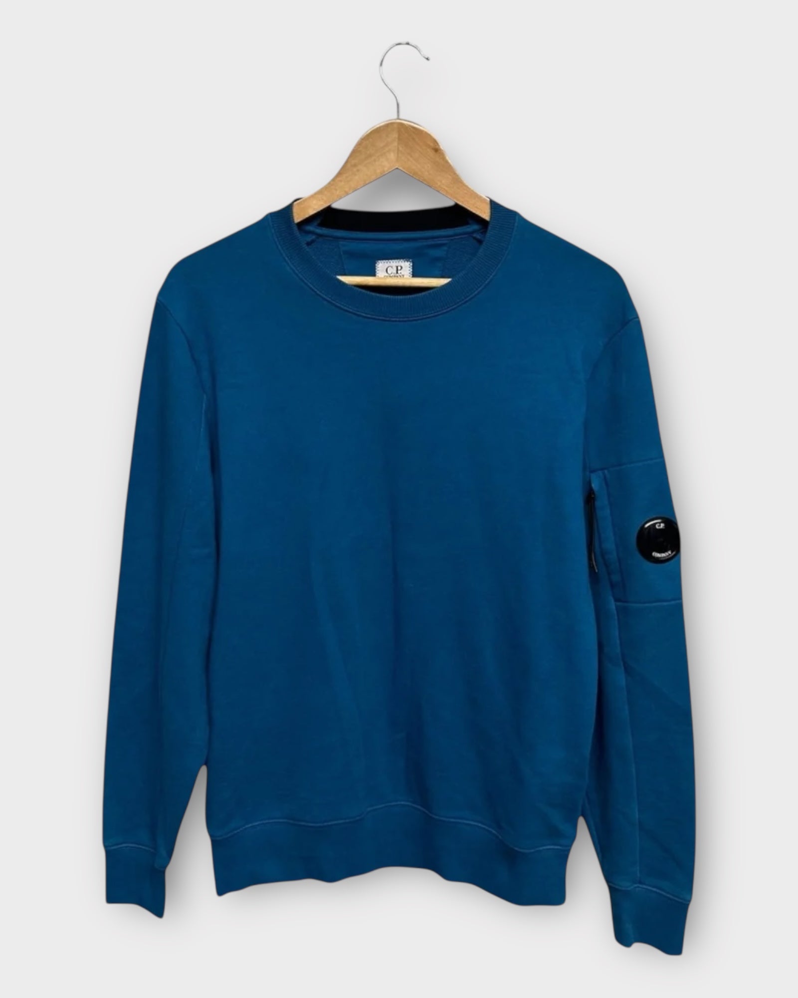 Pullover Jumper With Micro Lens