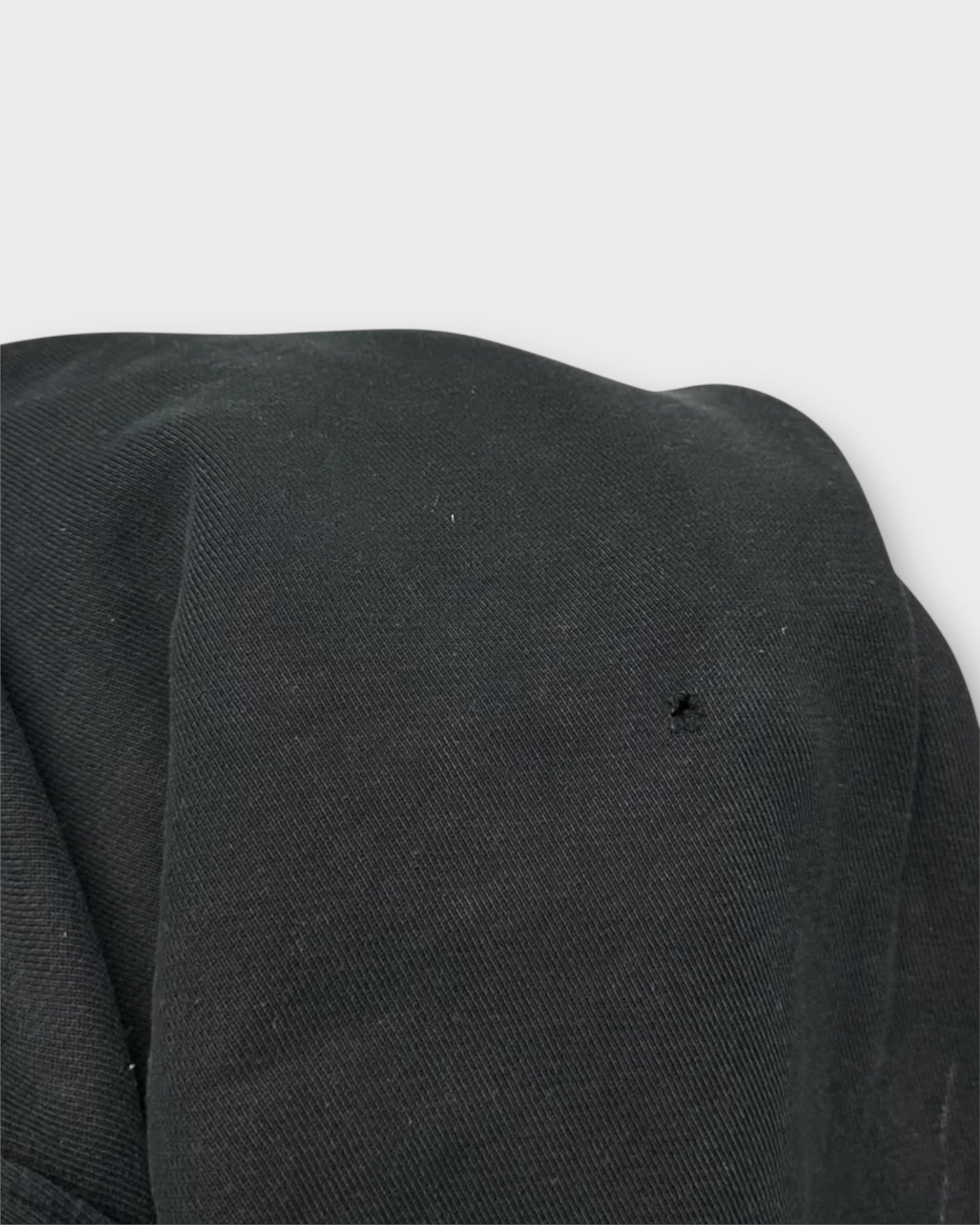 Pullover Jumper With Micro Lens