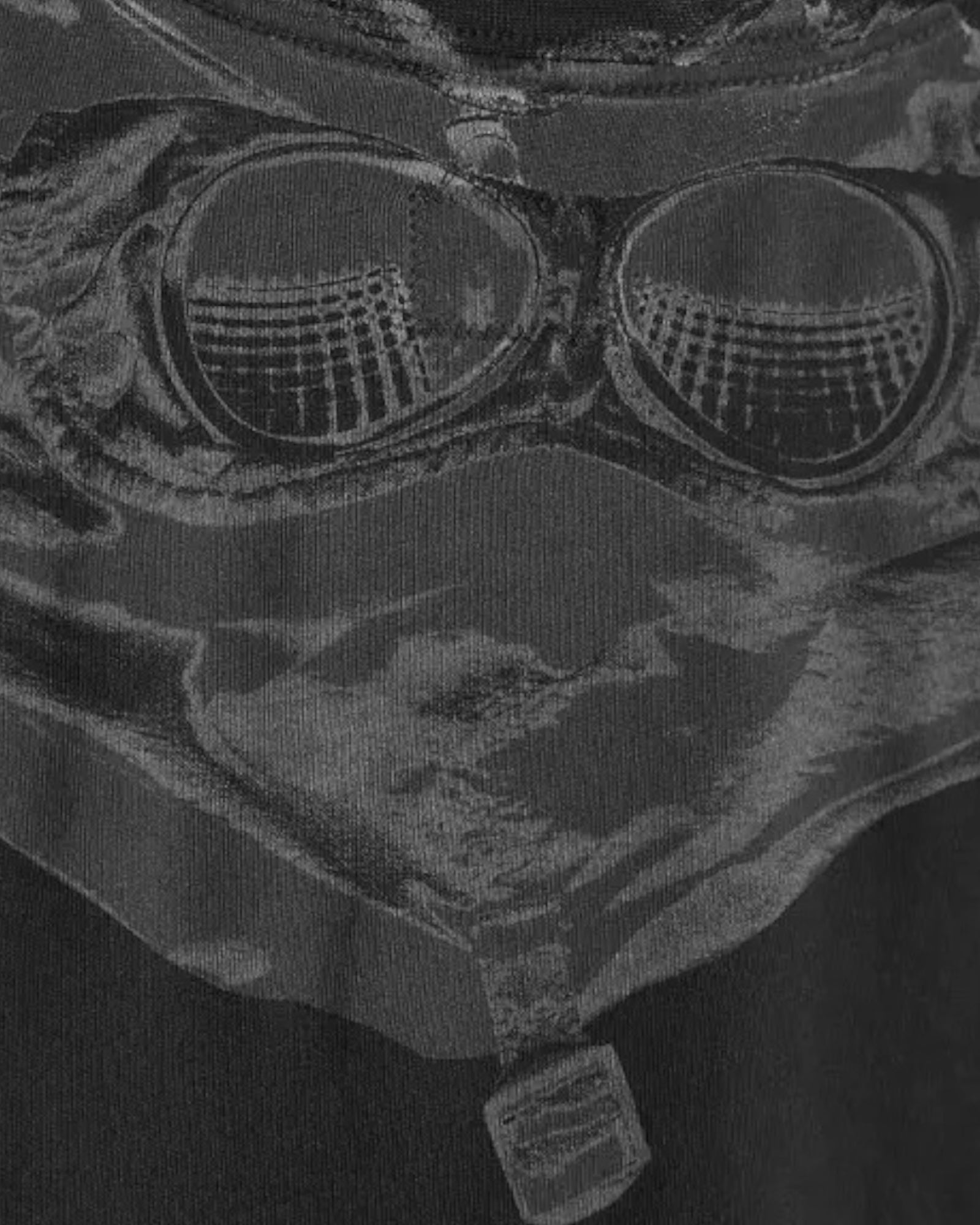 Short Sleeve Goggle Logo T-Shirt