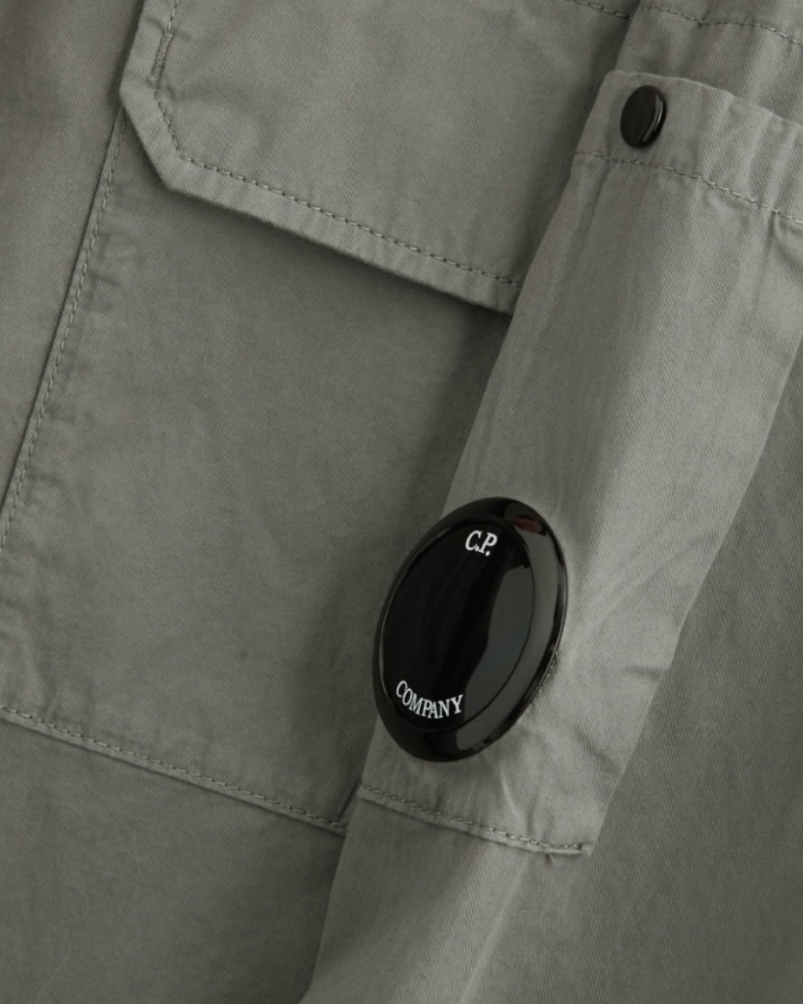 Single Pocket Full Zip Overshirt With Micro Lens